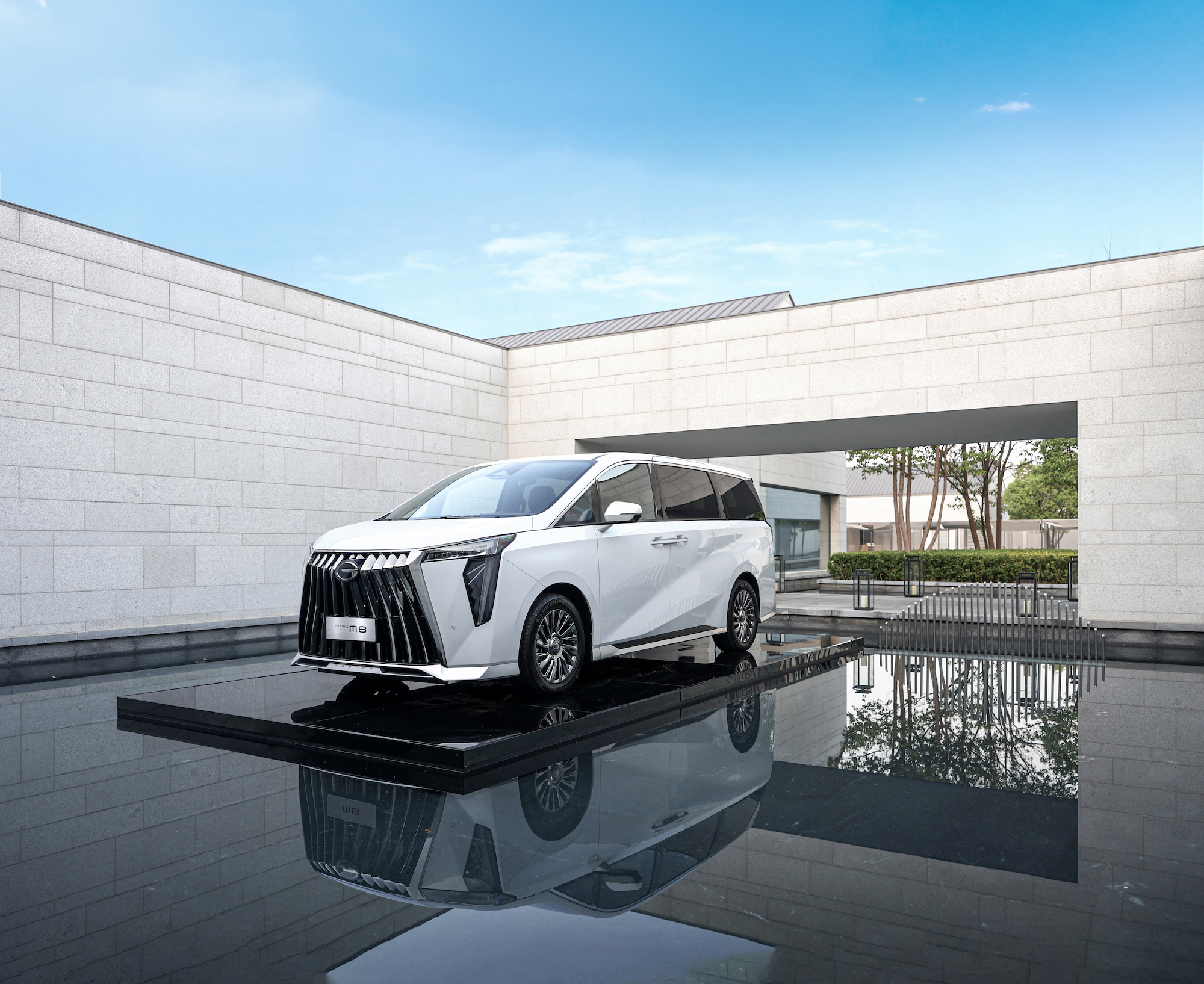 GAC M8: Thêm lựa chọn cho người mê trải nghiệm công nghệ