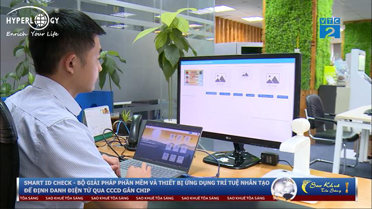 Phóng sự Sao Khuê 2024 của VTC ghi hình về giải pháp Smart ID Check của Hyperlogy