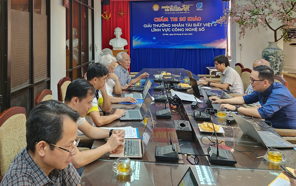 Vòng Sơ khảo Giải thưởng Nhân tài Đất Việt 2025
