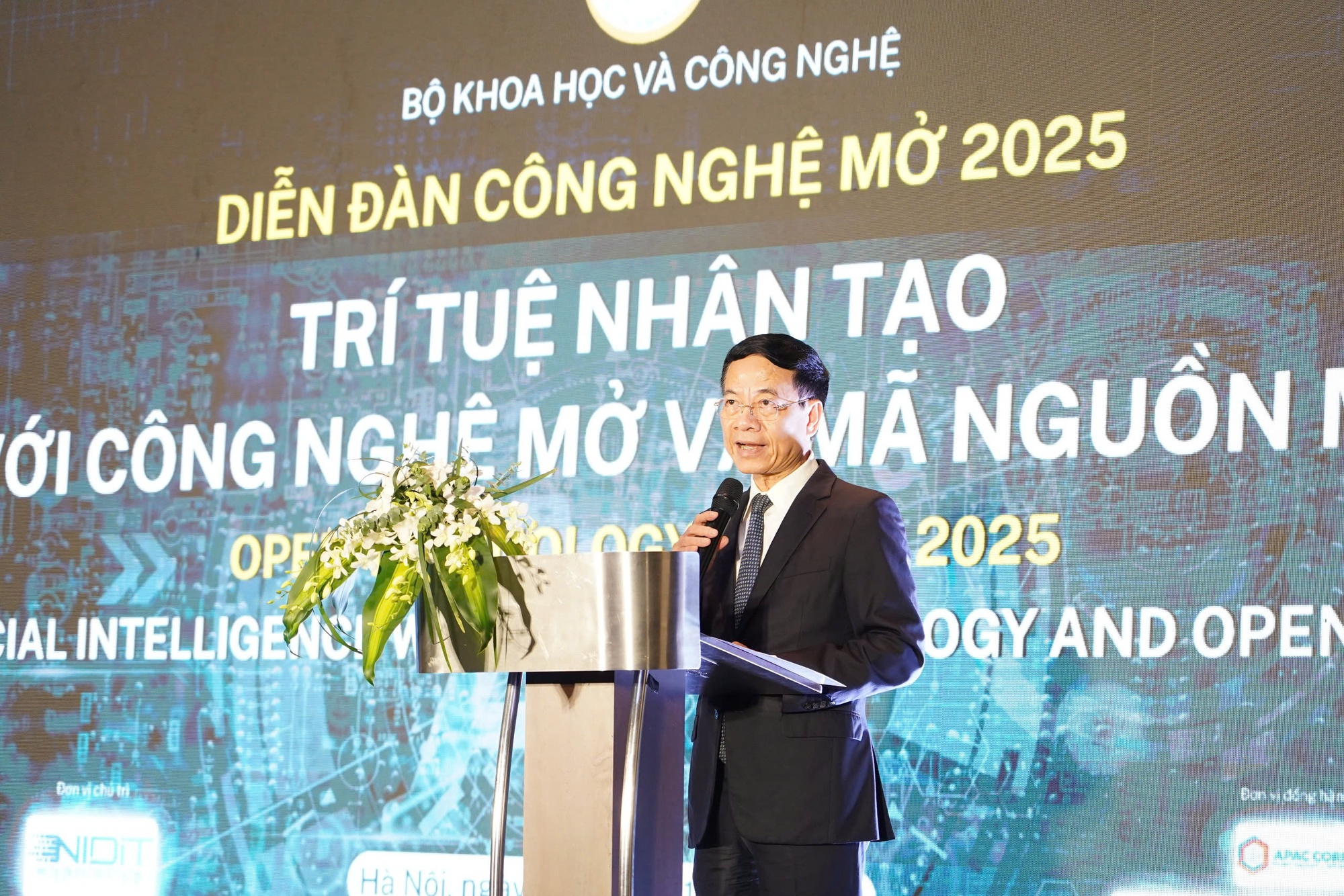 AI với công nghệ mở: Hướng đi để Việt Nam làm chủ tương lai số