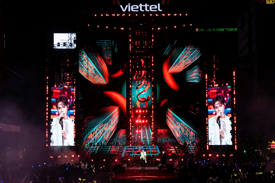 Y-FEST 2025: Hai sân khấu đồng điệu “hòa nhịp thấu cảm”