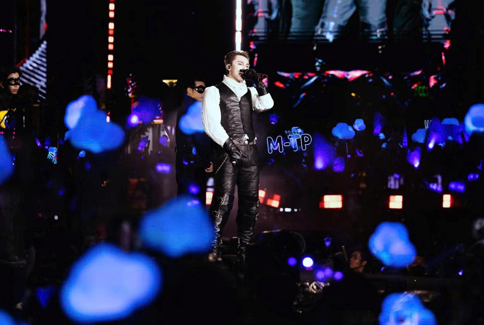 Y-FEST 2025: Hai sân khấu đồng điệu “hòa nhịp thấu cảm”