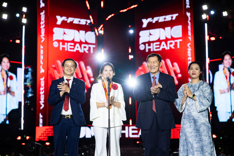 Y-FEST 2025: Hai sân khấu đồng điệu “hòa nhịp thấu cảm”