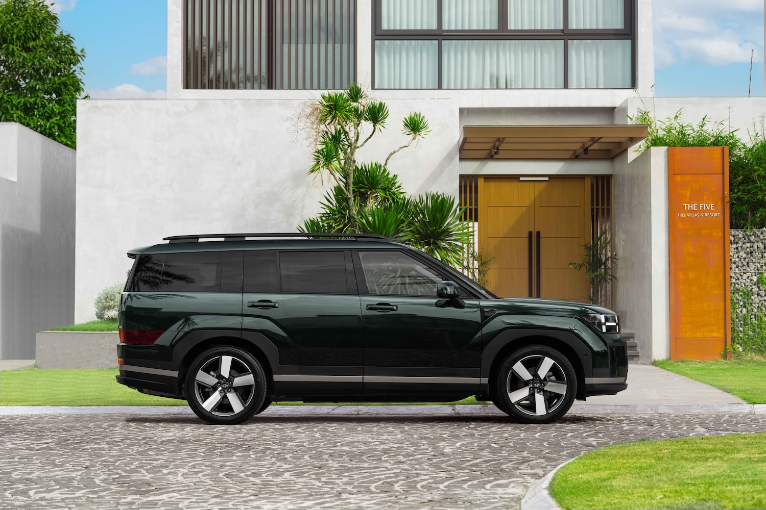 Hyundai Santa Fe Hybrid