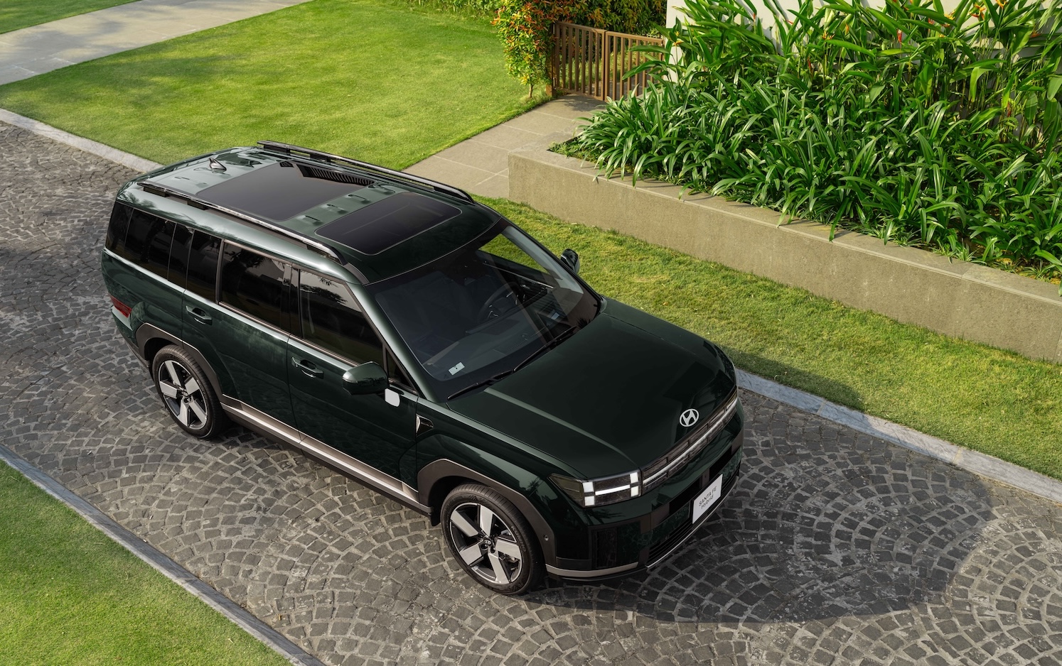 Hyundai Santa Fe Hybrid