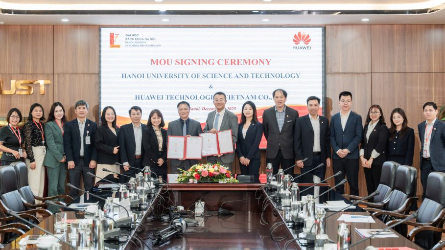 Đại học Bách khoa Hà Nội và Huawei Việt Nam ký MOU về phát triển nhân tài ICT