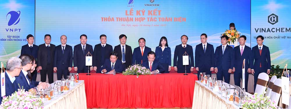 VNPT ký kết hợp tác toàn diện giai đoạn 2025-2030 với Petrolimex và Vinachem
