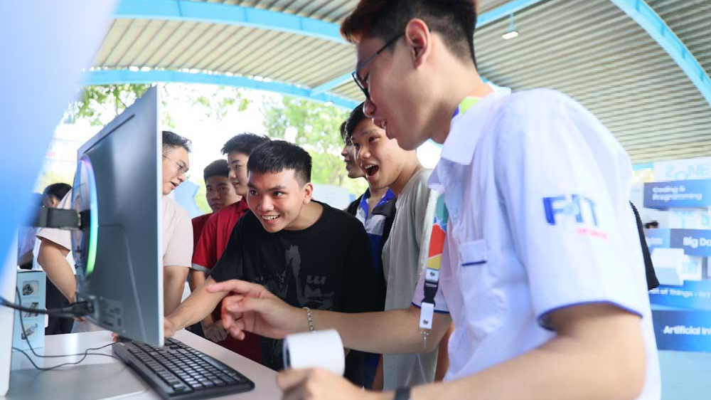 SIC Tech Day 2025: Dẫn dắt đam mê công nghệ thành bước đệm sự nghiệp