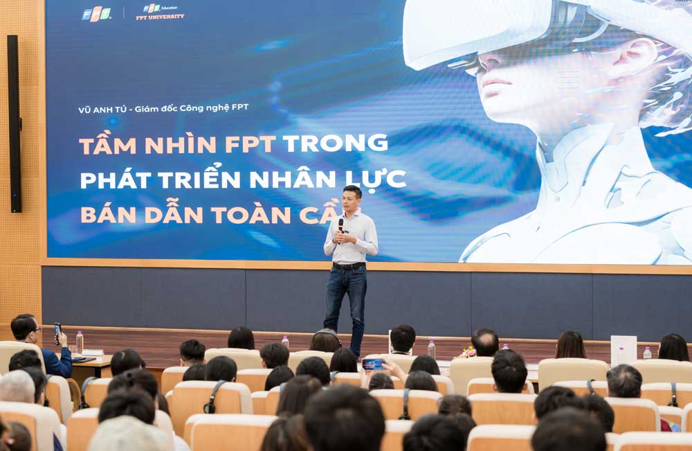 Phát triển nhân lực ngành bán dẫn tại Việt Nam: Chiến lược "đi xa để trở về"