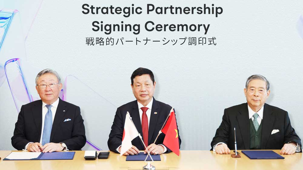 FPT hợp tác, đầu tư chiến lược với Sumitomo và SBI Holdings