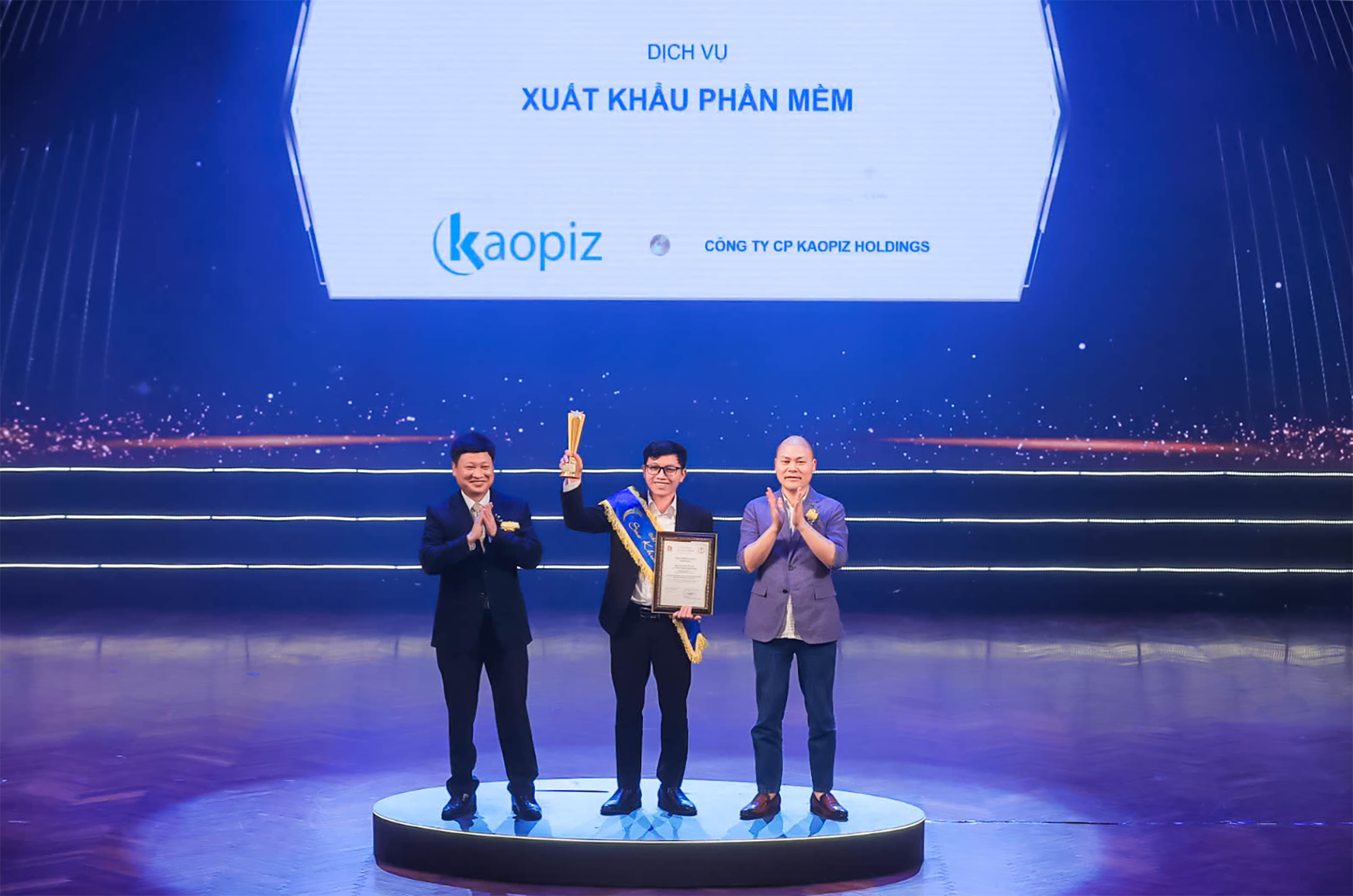 Tự hào trí tuệ Việt: Kaopiz lần thứ 7 được vinh danh tại Sao Khuê