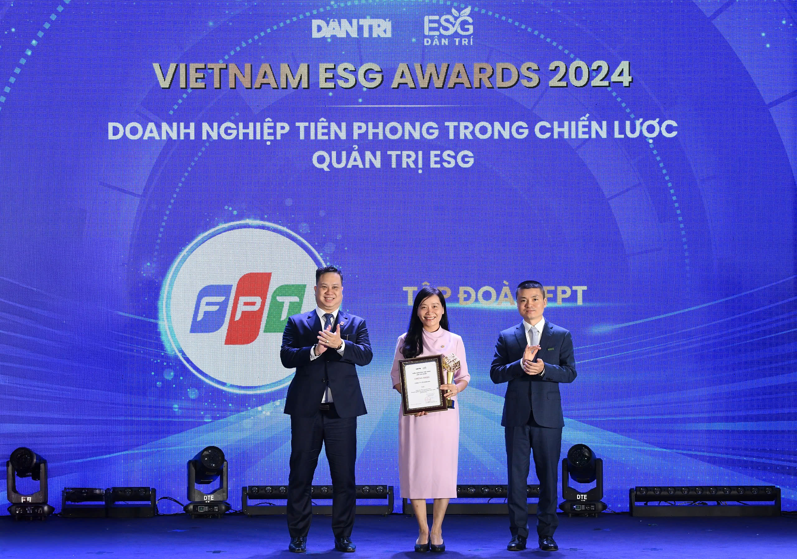 Vận dụng quản trị không hình thức vào thực thi ESG tại FPT