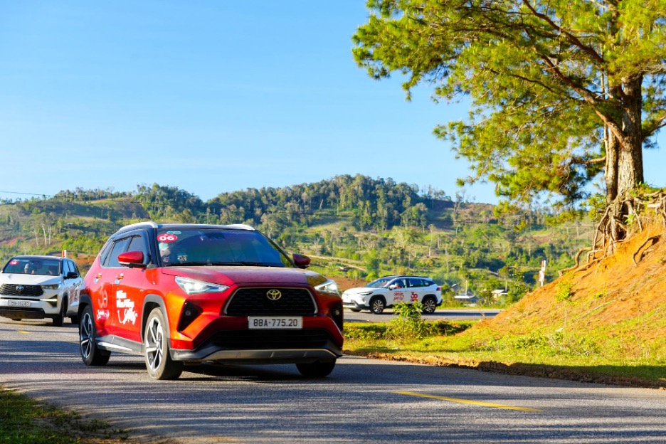 Yaris Cross Hybrid trên hành trình xuyên Việt hơn 5.000km.