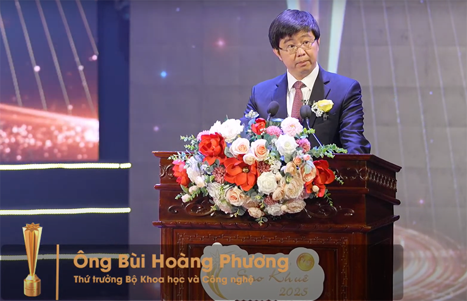 Thứ trưởng Bộ Khoa học và Công nghệ – ông Bùi Hoàng Phương