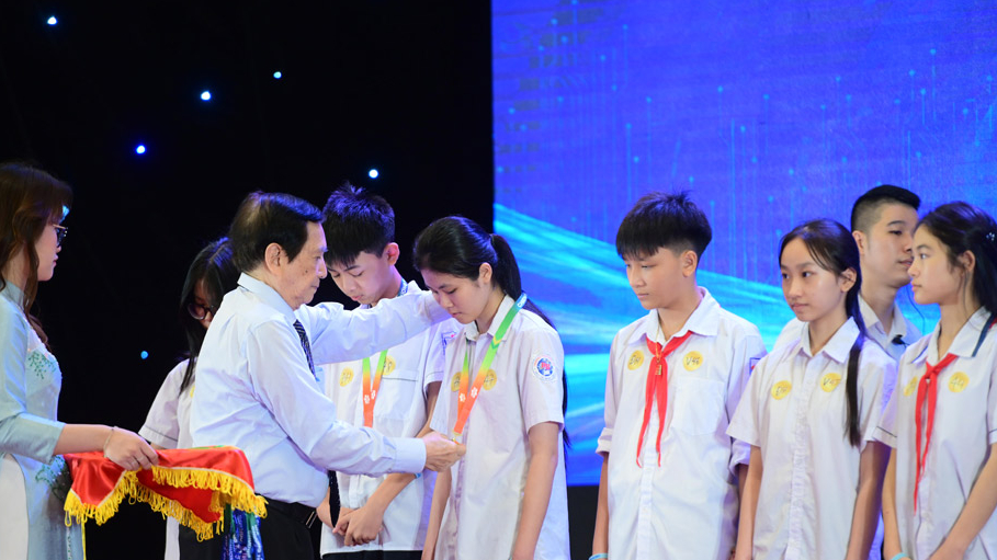 Violympic Quốc gia 2025: Gần 17.000 giải thưởng cho các thí sinh xuất sắc trên toàn quốc