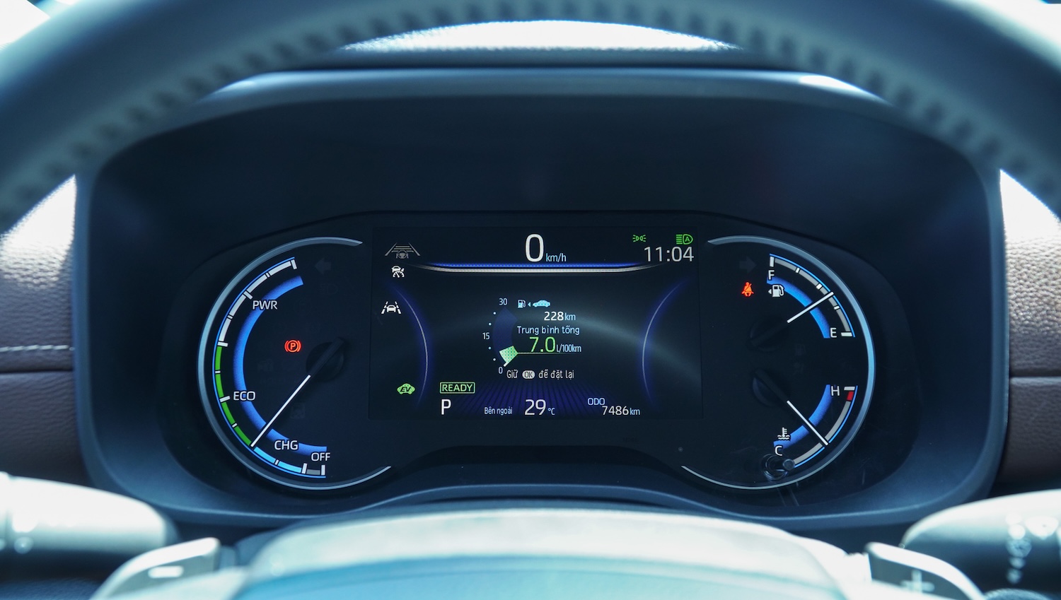 Toyota Innova Cross hybrid l