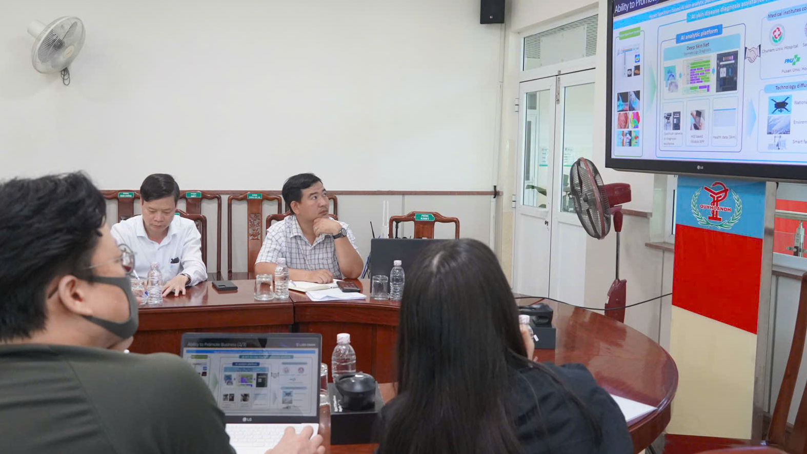 Thiết bị chẩn đoán da liễu tích hợp AI được thử nghiệm tại Việt Nam