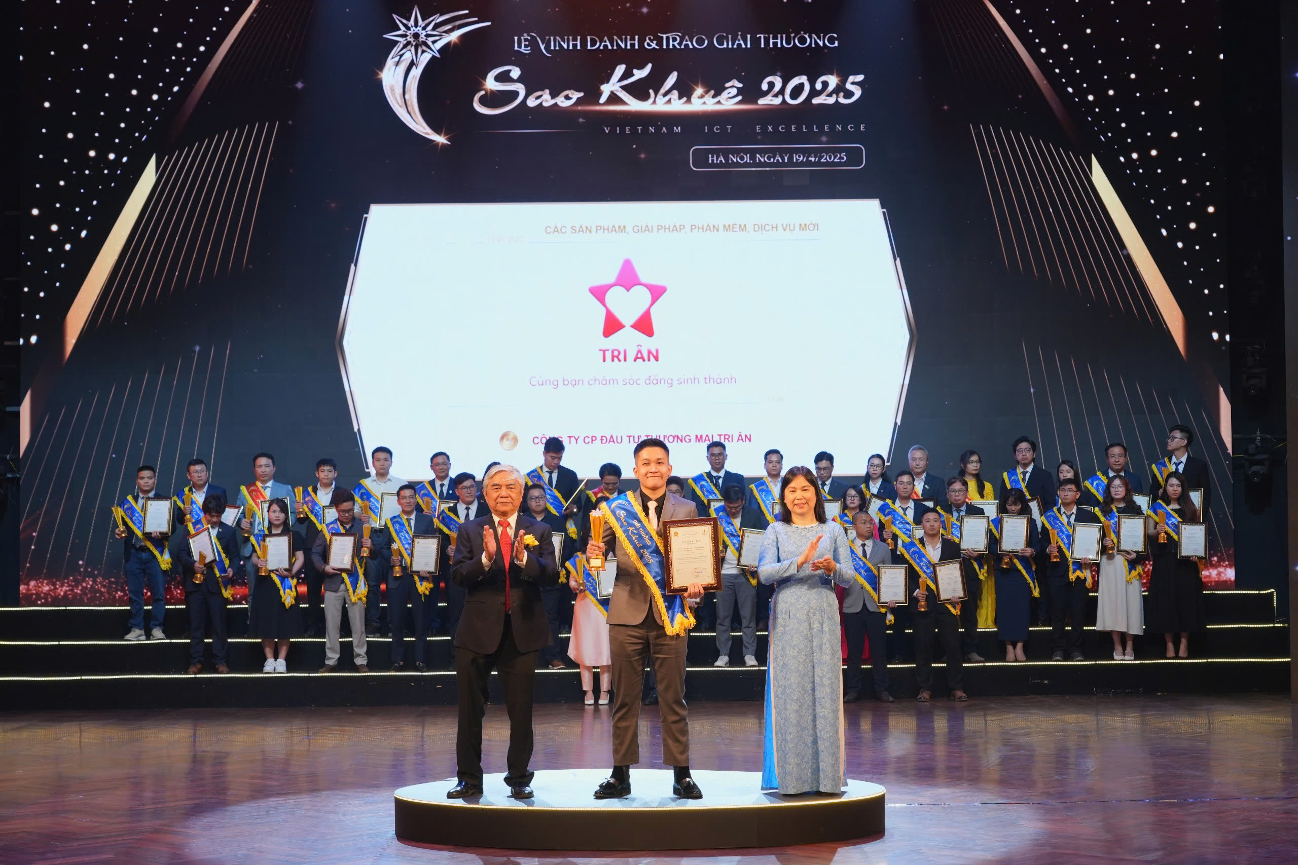Sao Khuê 2025 vinh danh TRI ÂN ở hạng mục sản phẩm, giải pháp mới