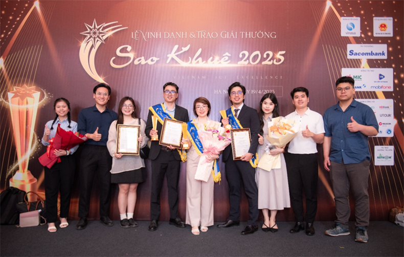  Đội ngũ SmartDev và Verysell AI tham dự Lễ trao giải Sao Khuê 2025