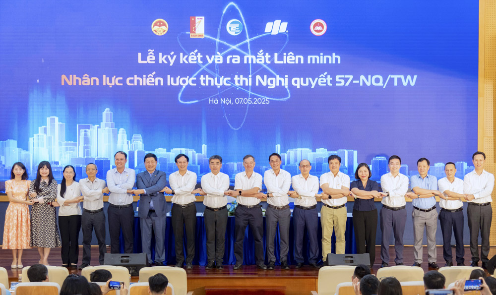 Bồi đắp nguồn xung lực mới cho quốc gia: Đưa những "bài toán lớn" vào trường học