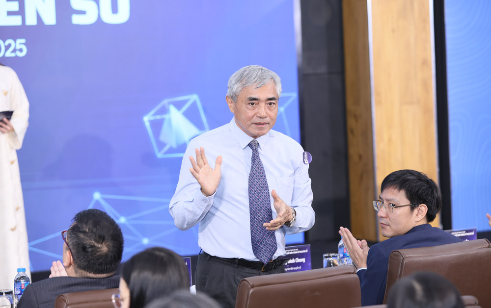 Diễn đàn Xuất bản số 2025: Tìm cách "bảo tồn" văn hóa đọc trong dòng chảy công nghệ