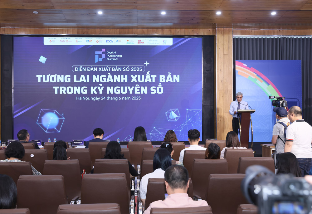 Diễn đàn Xuất bản số 2025: Tìm cách "bảo tồn" văn hóa đọc trong dòng chảy công nghệ