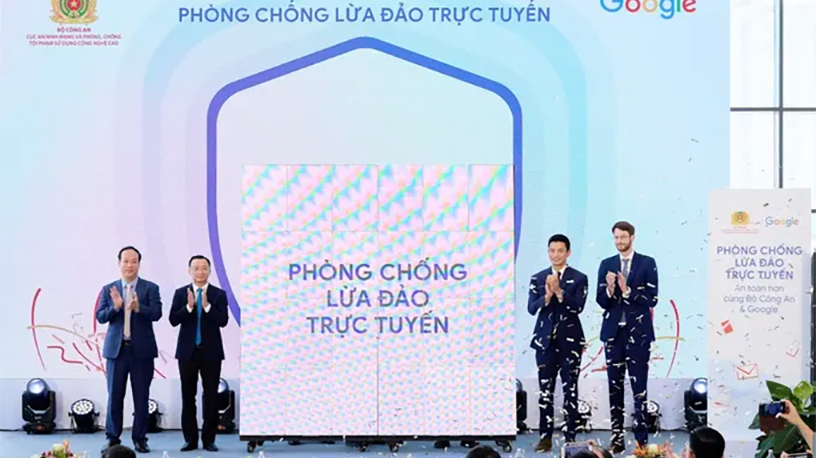 Bô Công an và Google hợp tác chống lừa đảo trực tuyến