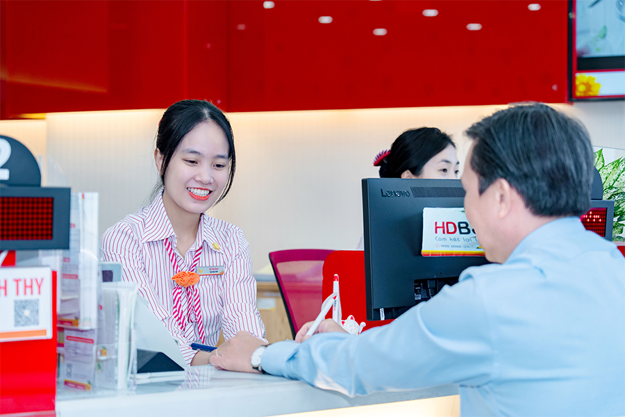 eCash giúp khách hàng tập trung tiền mặt về một mối, giảm thiểu rủi ro vận chuyển, kiểm đếm, đồng thời tối ưu hóa dòng tiền để phục vụ tái đầu tư.