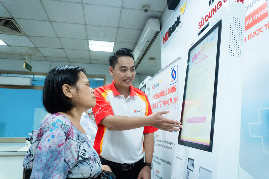 Kiosk Y tế thông minh MediPay giúp bệnh nhân rút ngắn toàn bộ quy trình chỉ còn 1 – 2 phút, từ đăng ký đến hoàn tất thanh toán.