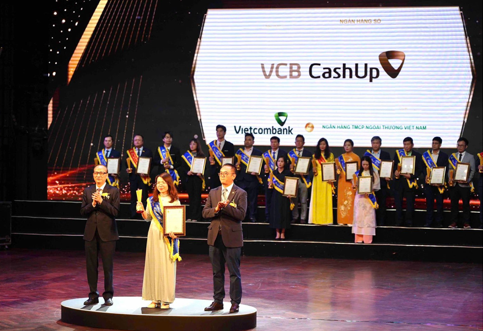 VCB CashUp Mobile App được vinh danh tại Sao Khuê 2025