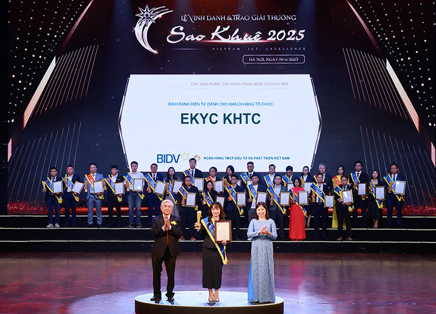BIDV ghi dấu ấn tại Sao Khuê 2025 với 7 sản phẩm công nghệ được vinh danh