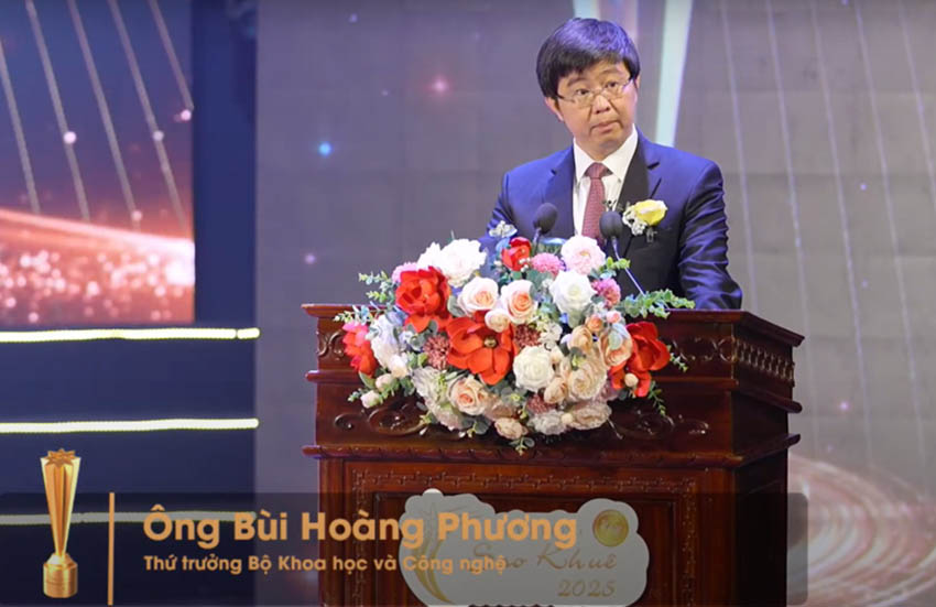 Thứ trưởng Bộ Khoa học và Công nghệ – ông Bùi Hoàng Phương