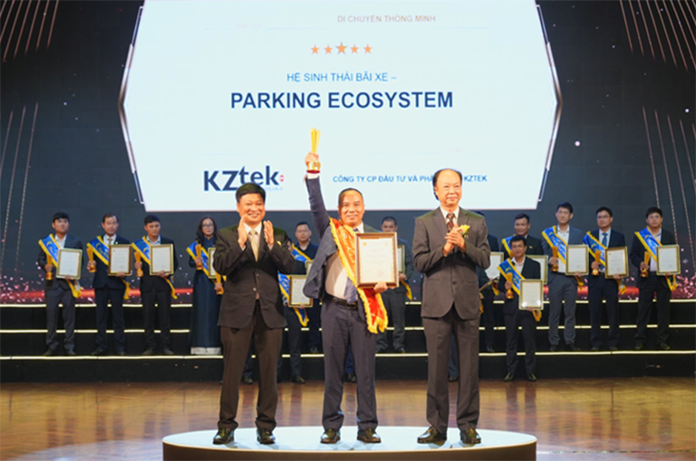 Hệ sinh thái bãi xe - Parking EcoSystem được vinh danh tại Sao Khuê 2025