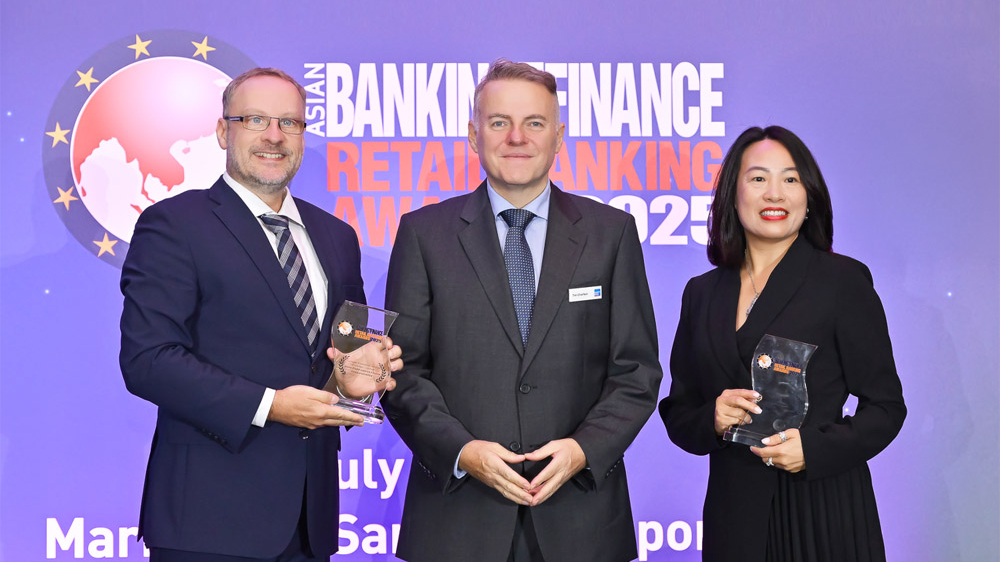 Home Credit nhận cú đúp giải thưởng quốc tế