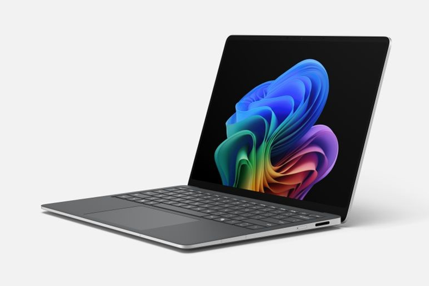 Surface Laptop 7 hỗ trợ 5G
