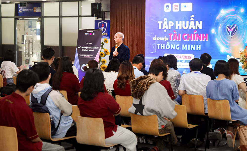 MoMo triển khai trang bị kiến thức tài chính cho người trẻ