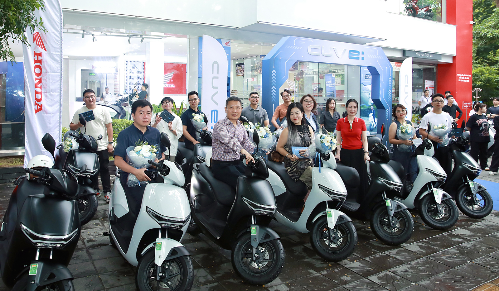 VAMM: Cần lộ trình tối thiểu 2 - 3 năm cho chuyển đổi sang xe điện