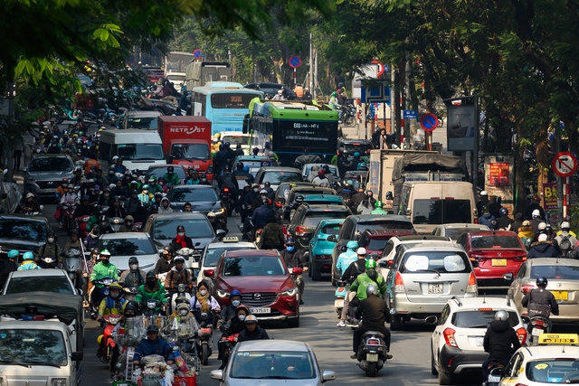 VAMM: Cần lộ trình tối thiểu 2 - 3 năm cho chuyển đổi sang xe điện