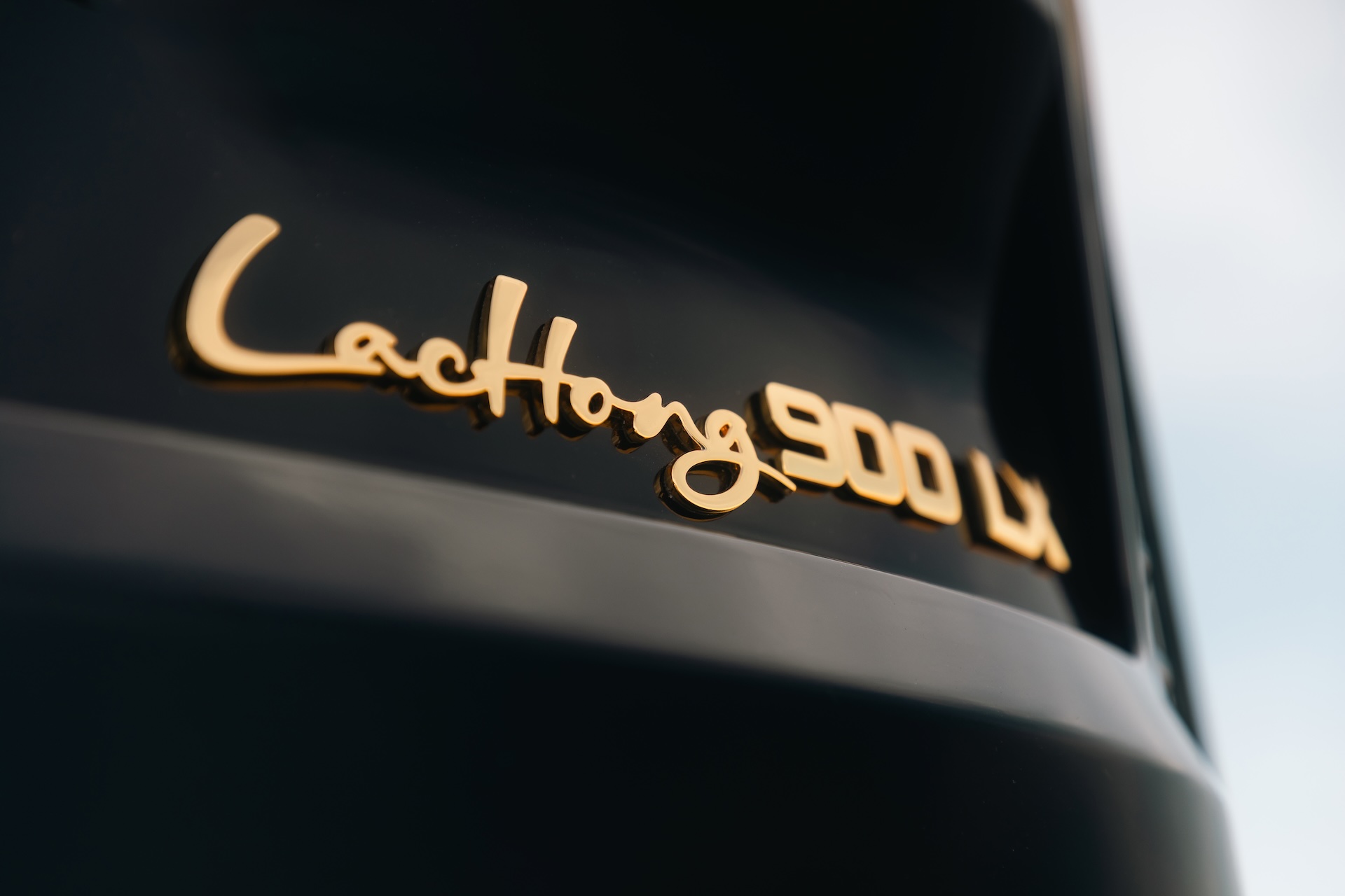 Lạc Hồng 900 LX