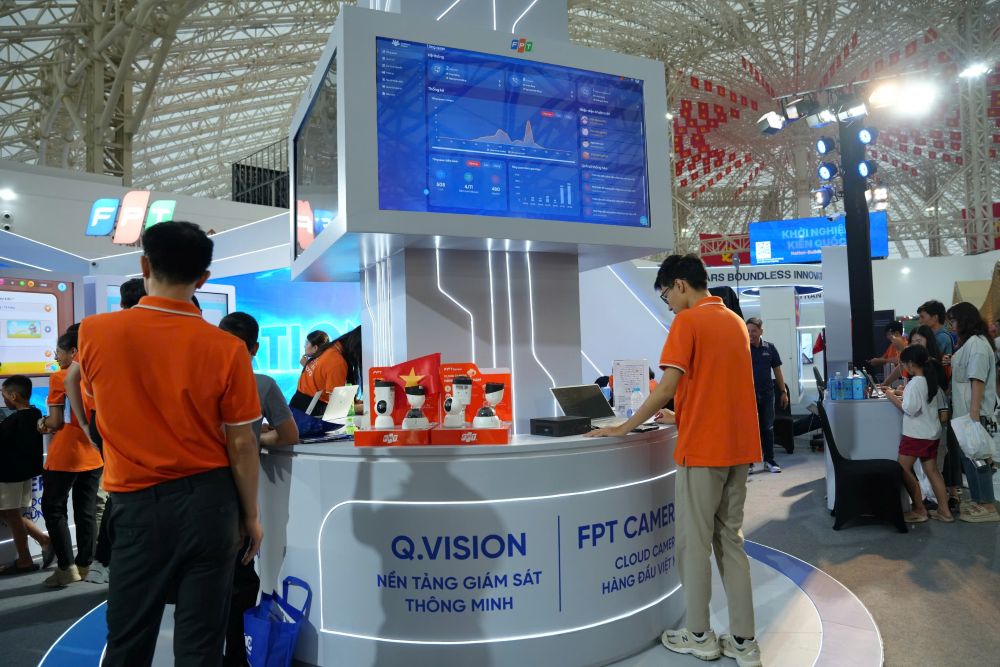 Hệ sinh thái AI FPT gây ấn tượng tại "Triển lãm 80 năm"