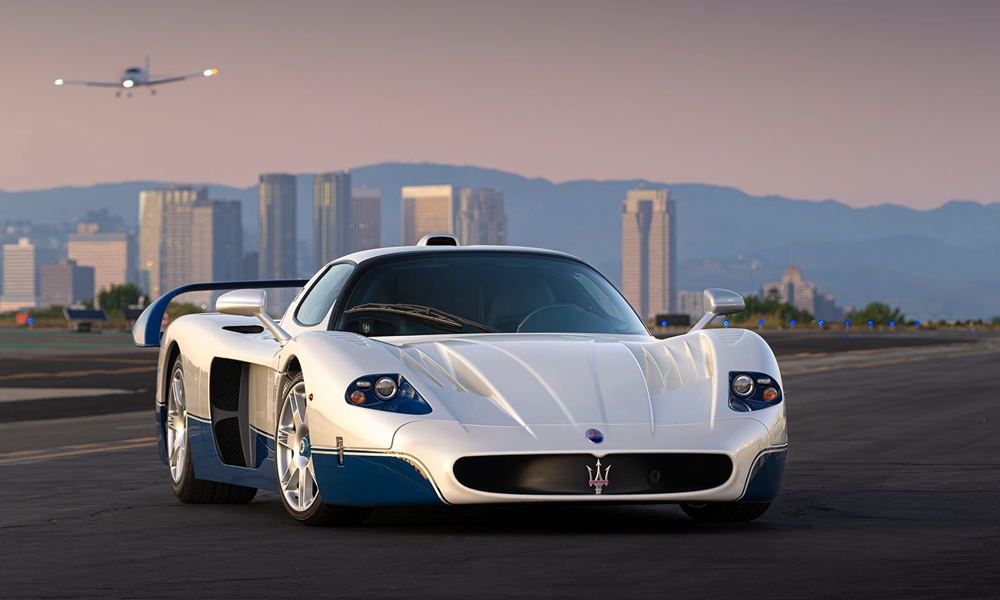 Maserati MC12 Stradale có giá dự kiến lên tới 5,5 triệu USD