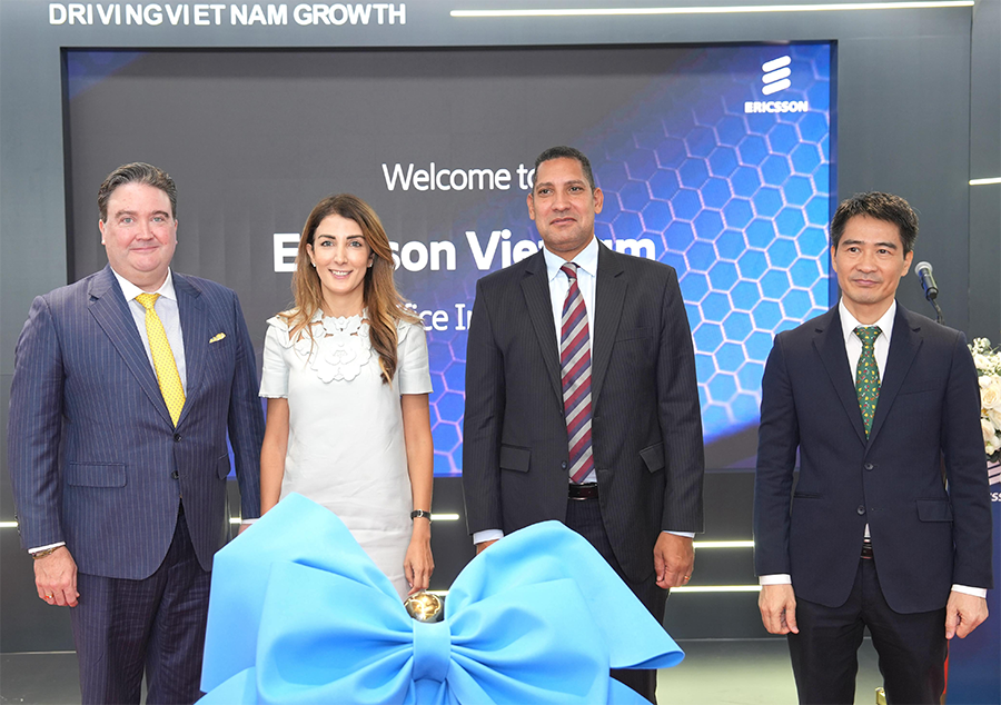 Ericsson đánh dấu một dấu mốc quan trọng tại Việt Nam qua sự kiện khai trương văn phòng mới tại Hà Nội.