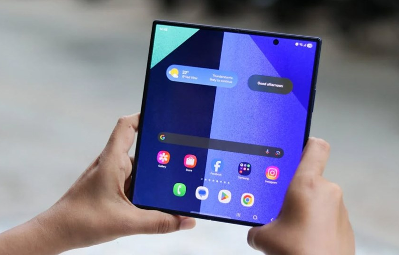 smartphone màn hình gập