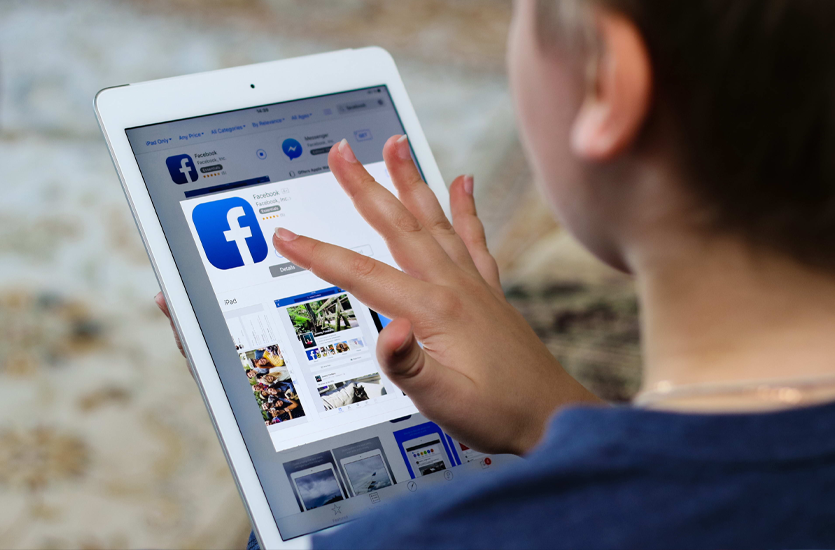 người dùng Internet Việt Nam sử dụng Facebook