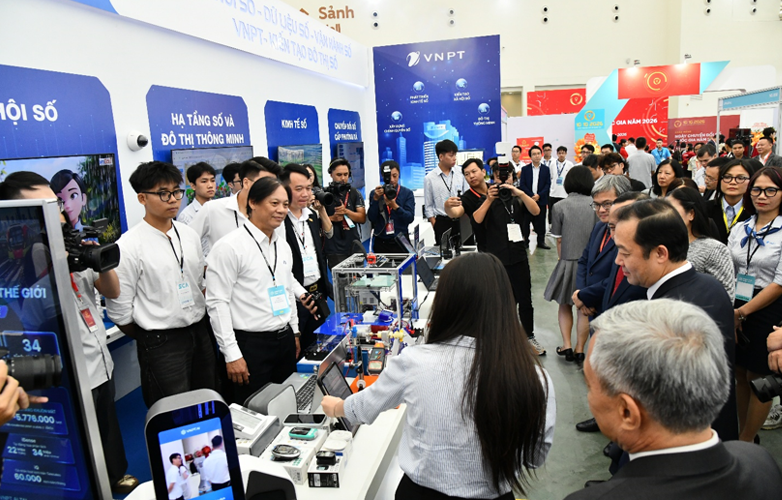 VNPT trình diễn các giải pháp công nghệ đa ngành tại Smart City Asia 2026