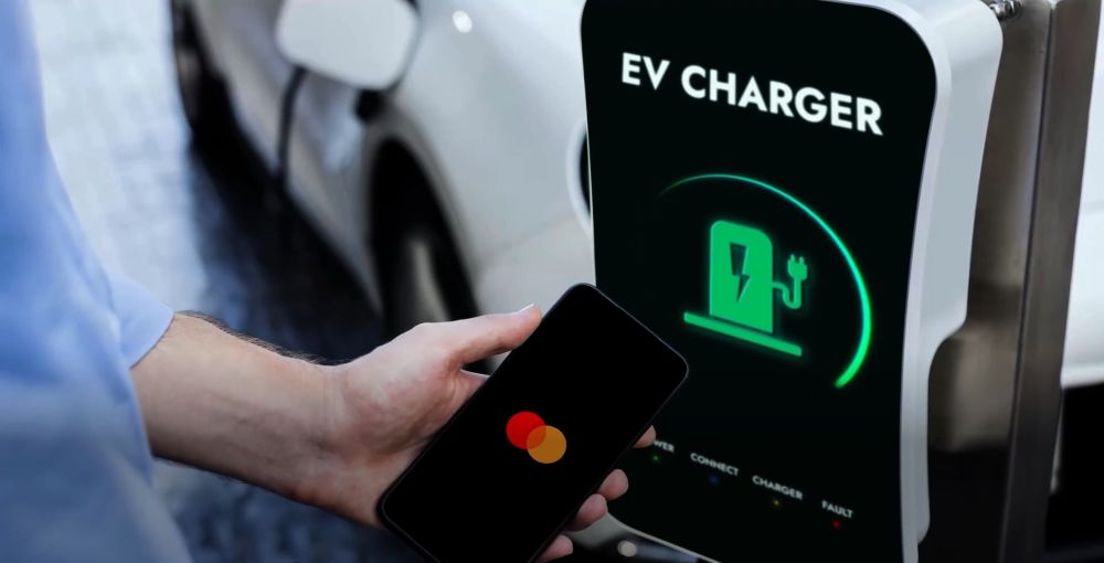 Mastercard ra mắt bộ giải pháp thanh toán dành cho quản lý đội xe
