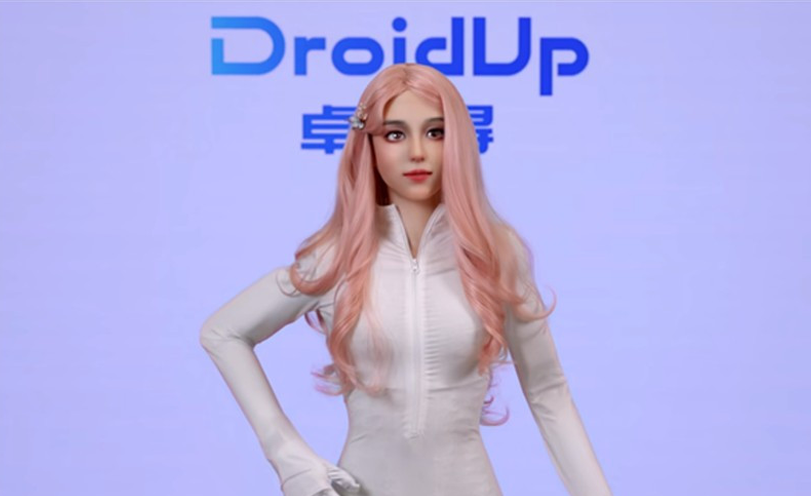 Robot Moya có thân nhiệt như người, giá hơn 4 tỷ đồng