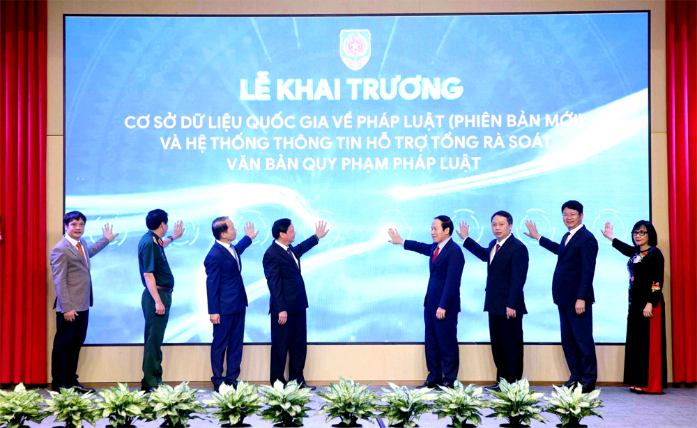 Bộ Tư pháp khai trương cơ sở dữ liệu quốc gia về pháp luật phiên bản mới