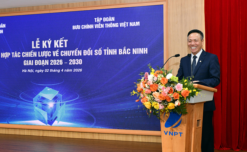 Đồng chí Tô Dũng Thái, Chủ tịch Hội đồng thành viên Tập đoàn VNPT phát biểu tại lễ ký kết