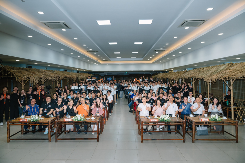Chung kết AI Young Guru: Đội Neural Ninjas giành ngôi vị quán quân